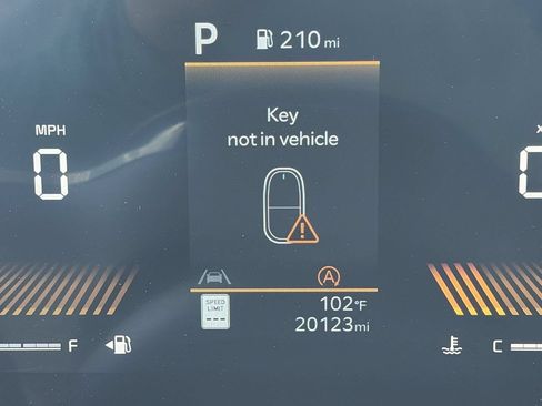 Certified 2024 Kia Sorento S w/ Panoramic Sunroof Package FWD image 30