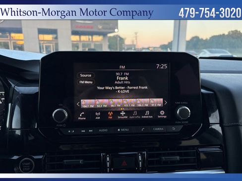 Used 2022 Nissan Pathfinder SV image 24