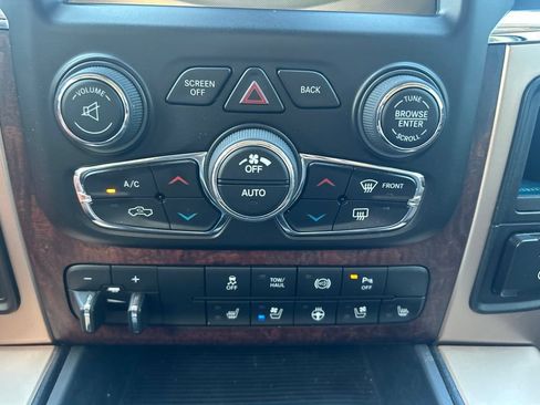 Used 2014 RAM 3500 Laramie Longhorn w/ Cold Weather Group AWD/4WD image 18