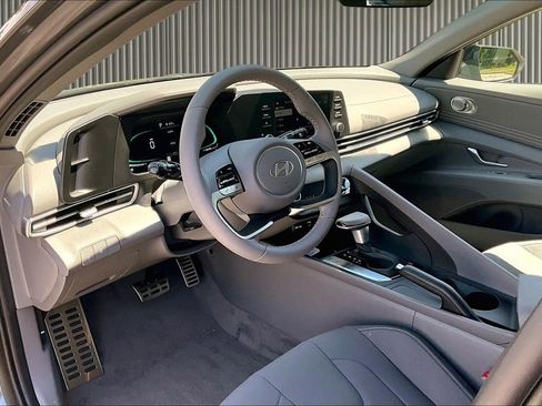 New 2026 Hyundai Elantra Sport FWD image 7