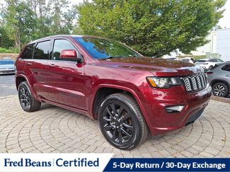 Used 2018 Jeep Grand Cherokee Altitude image 1