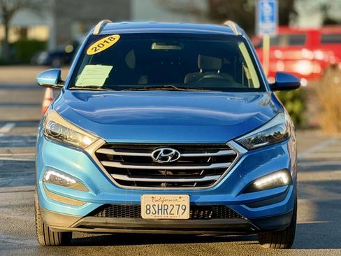 Used 2018 Hyundai Tucson SEL image 2