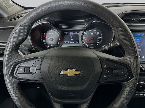 Used 2023 Chevrolet TrailBlazer LT w/ Convenience Package image 12