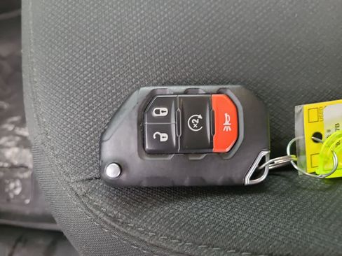 Used 2021 Jeep Wrangler Unlimited Sport image 28