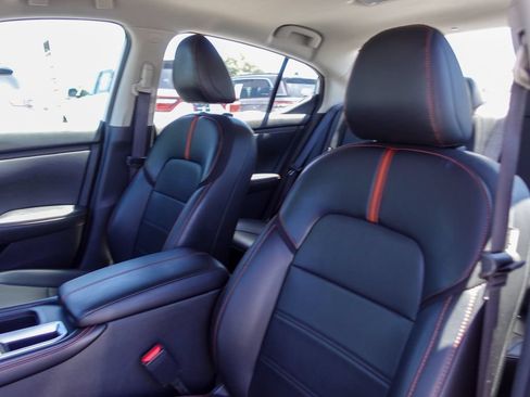 Used 2024 Nissan Sentra SR w/ SR Premium Package FWD image 24