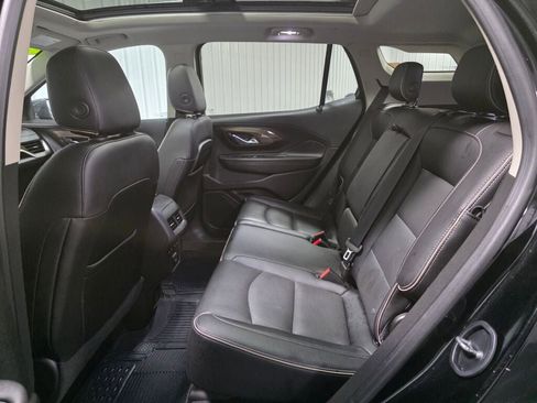Used 2019 GMC Terrain Denali w/ GMC Pro Grade Package AWD/4WD image 10