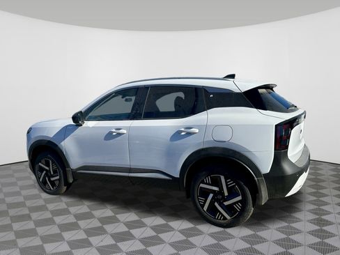 New 2026 Nissan Kicks SV image 9