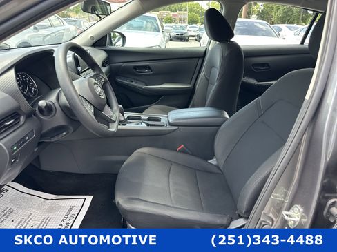Used 2025 Nissan Sentra S image 11