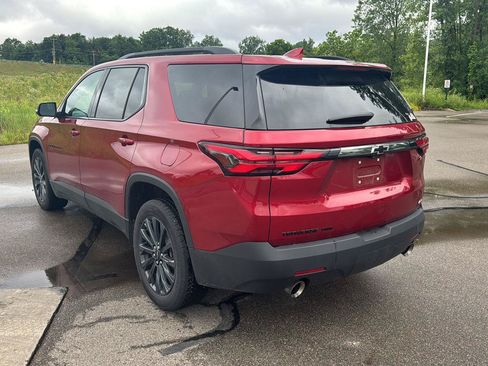 Used 2023 Chevrolet Traverse RS AWD/4WD image 3