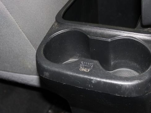 Used 2014 Toyota Tacoma Base image 29