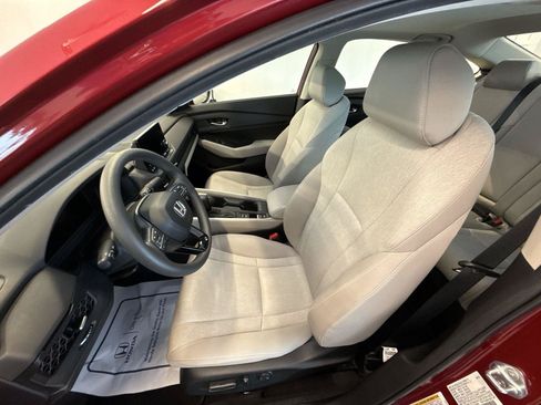 Used 2023 Honda Accord EX image 13