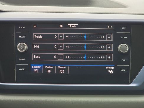 Certified 2022 Volkswagen Taos SE image 15