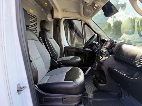 Used 2023 RAM ProMaster 2500 FWD image 19