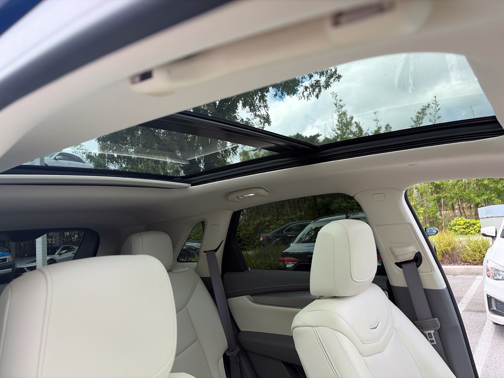 Used 2024 Cadillac XT5 Premium Luxury FWD image 14