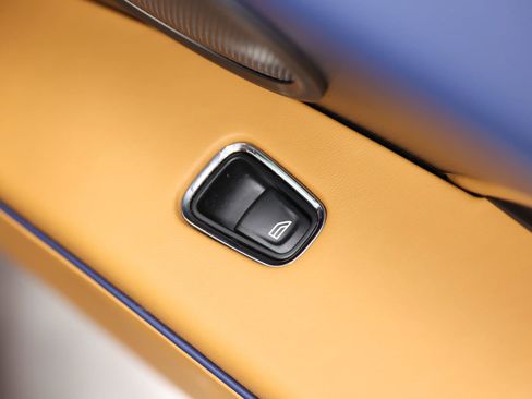 Used 2023 Aston Martin DBS Coupe RWD image 88