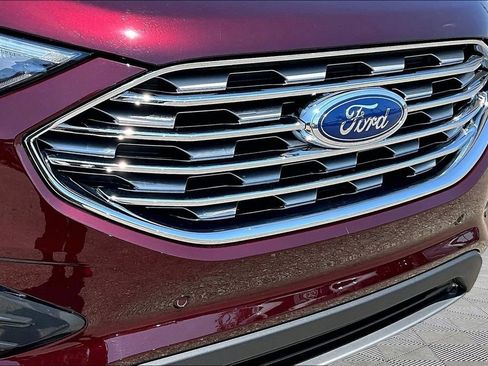 Certified 2024 Ford Edge Titanium AWD/4WD image 28