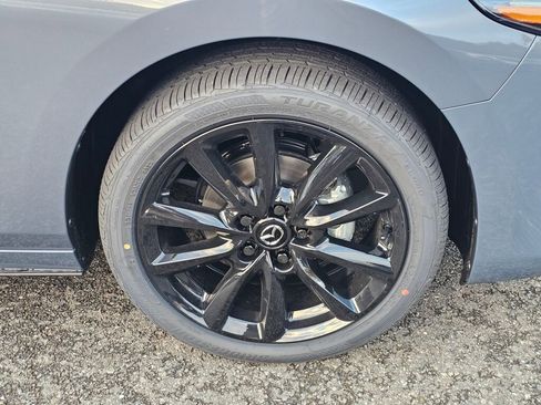 New 2026 MAZDA MAZDA3 2.5 S Hatchback w/ Premium Pkg FWD image 32