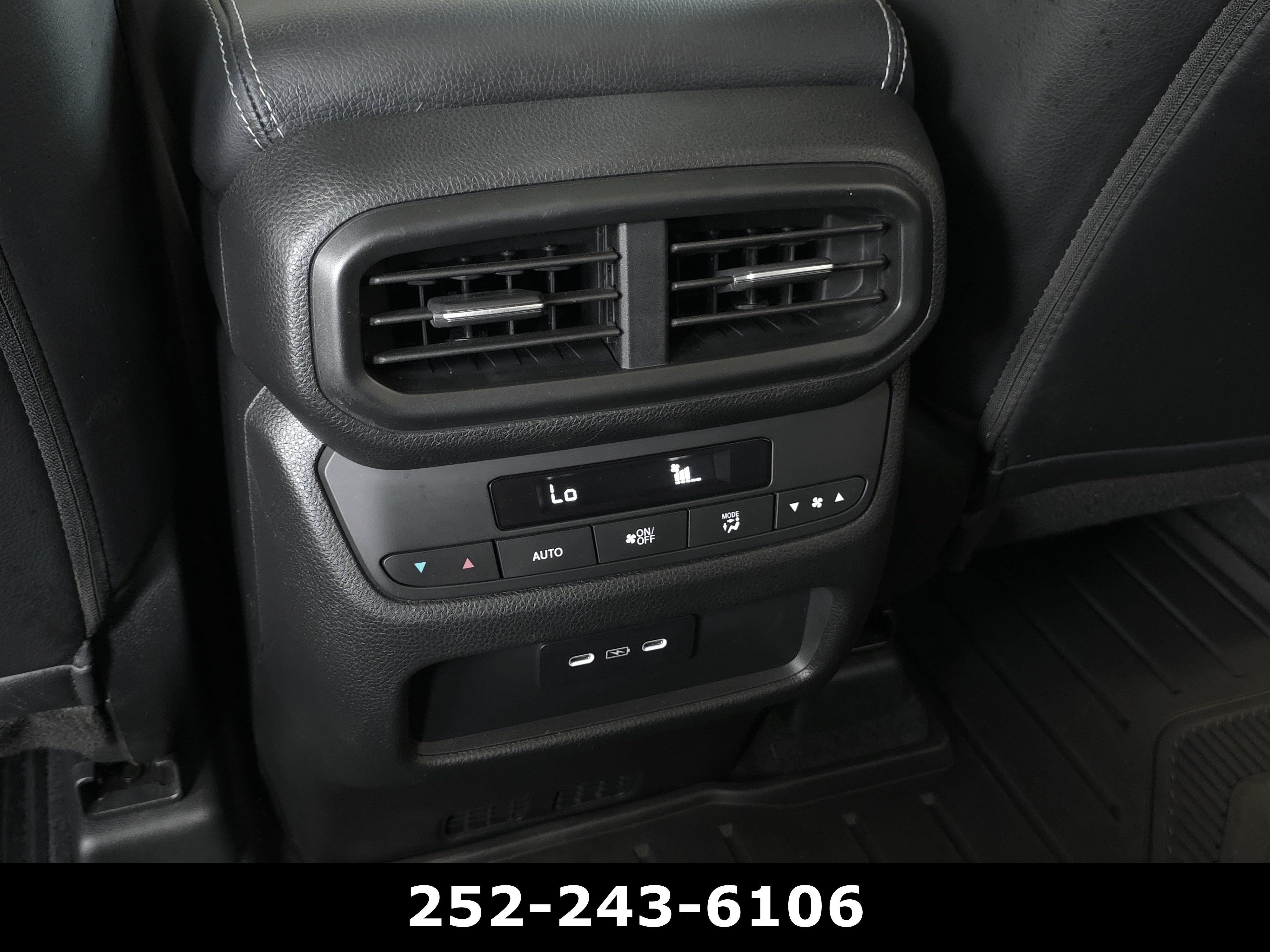 Used 2025 Honda Pilot Touring image 27