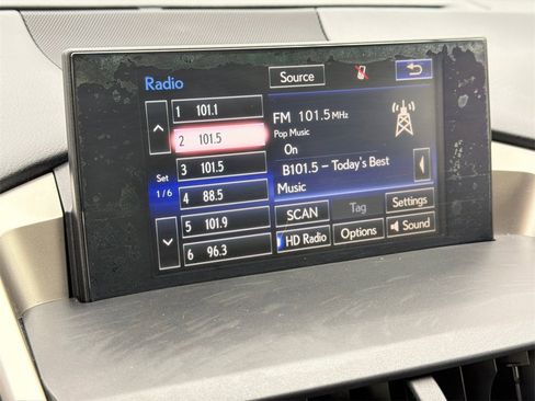 Used 2015 Lexus NX 200t FWD image 28