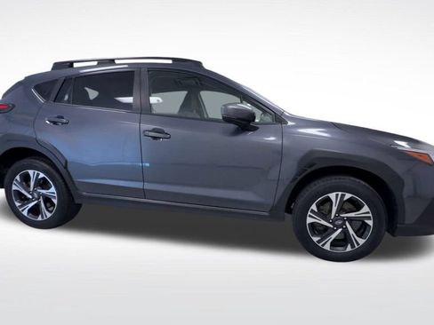 Used 2024 Subaru Crosstrek 2.0i Premium AWD/4WD image 9