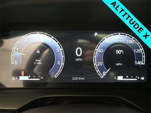 Used 2023 Jeep Grand Cherokee Altitude image 6