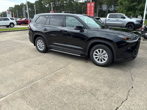 New 2026 Toyota Grand Highlander AWD image 9