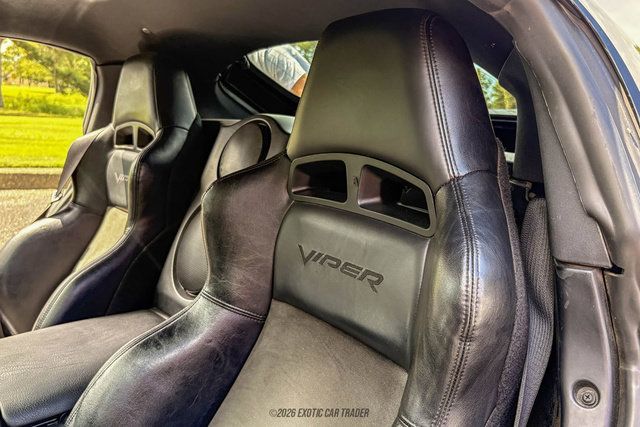 Used 2006 Dodge Viper SRT-10 RWD image 35