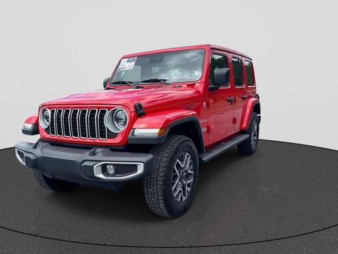 Used 2024 Jeep Wrangler Unlimited Sahara AWD/4WD image 10