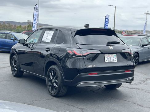 Certified 2025 Honda HR-V Sport image 3