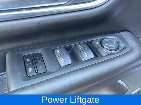 Used 2021 Chevrolet Tahoe RST w/ Luxury Package image 17