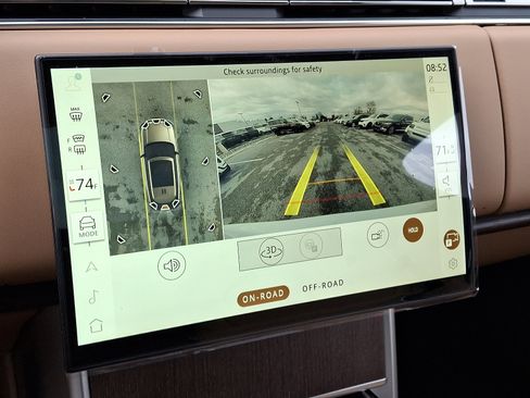 New 2025 Land Rover Range Rover SE image 17