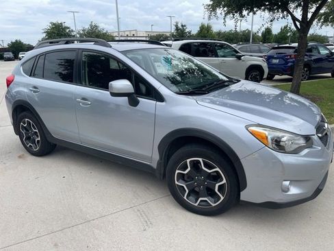 Used 2014 Subaru Crosstrek 2.0i Premium w/ Moonroof Package AWD/4WD image 1