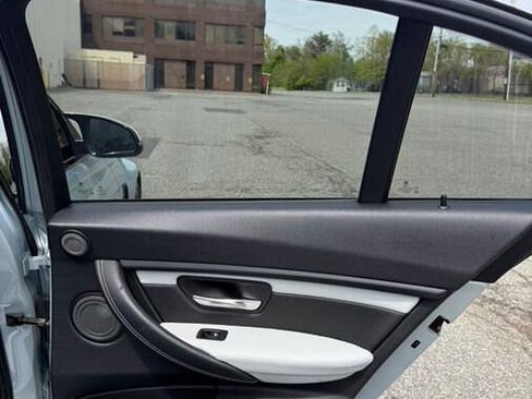 Used 2015 BMW M3 w/ Lighting Package RWD image 23
