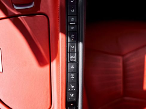 Used 2020 Chevrolet Corvette Stingray Premium Cpe w/ 3LT Preferred Equipment Group image 58