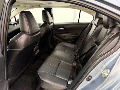 Used 2025 Toyota Corolla XLE image 15