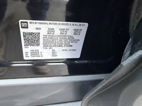 Used 2024 GMC Terrain SLT w/ Infotainment Package II image 39