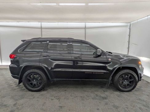 Used 2017 Jeep Grand Cherokee Trailhawk w/ Trailhawk Luxury Group image 7