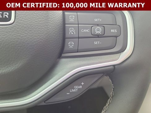 Used 2026 Jeep Grand Wagoneer 2WD w/ Premium Group I image 31
