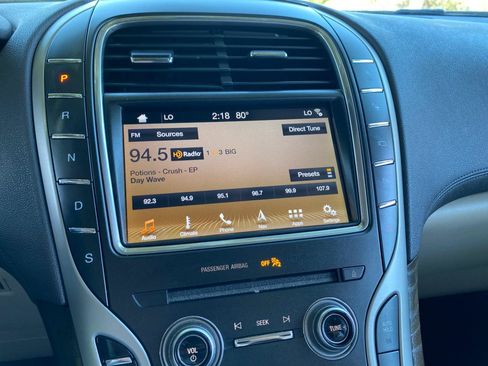 Used 2019 Lincoln Nautilus Reserve FWD image 61