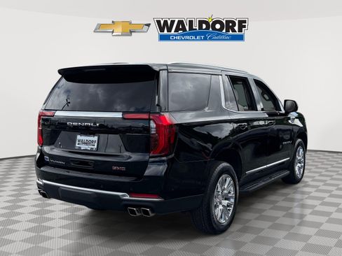 Used 2025 GMC Yukon Denali w/ Advanced Technology Package RWD image 2