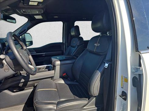Certified 2024 Ford F250 Platinum AWD/4WD image 11