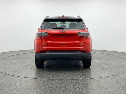 Used 2025 Jeep Compass Limited AWD/4WD image 7