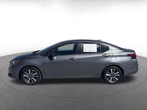 Used 2025 Nissan Versa SV FWD image 7