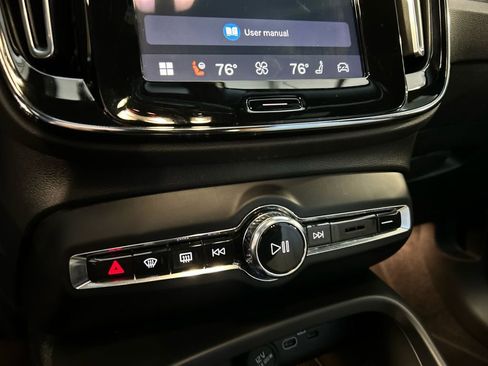 Certified 2023 Volvo XC40 Recharge Ultimate image 18