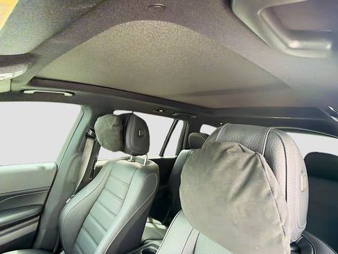 Used 2025 Mercedes-Benz GLS 450 4MATIC image 28