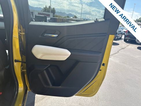 Used 2023 GMC Canyon AT4X AWD/4WD image 12
