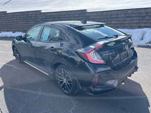 Used 2021 Honda Civic Sport image 4