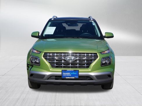 Certified 2023 Hyundai Venue SEL FWD image 2