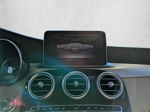 Used 2018 Mercedes-Benz GLC 300 GLC 300 image 11