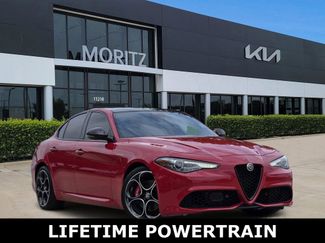 Used 2022 Alfa Romeo Giulia Veloce RWD video 1